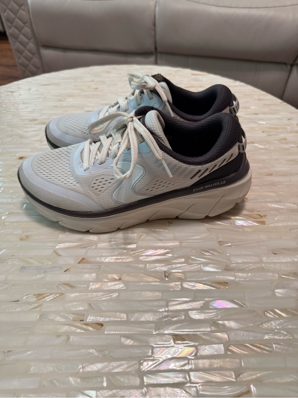 Skechers D'LUX WALKER 2.0 Women's Light Gray and Black Walking Sneakers